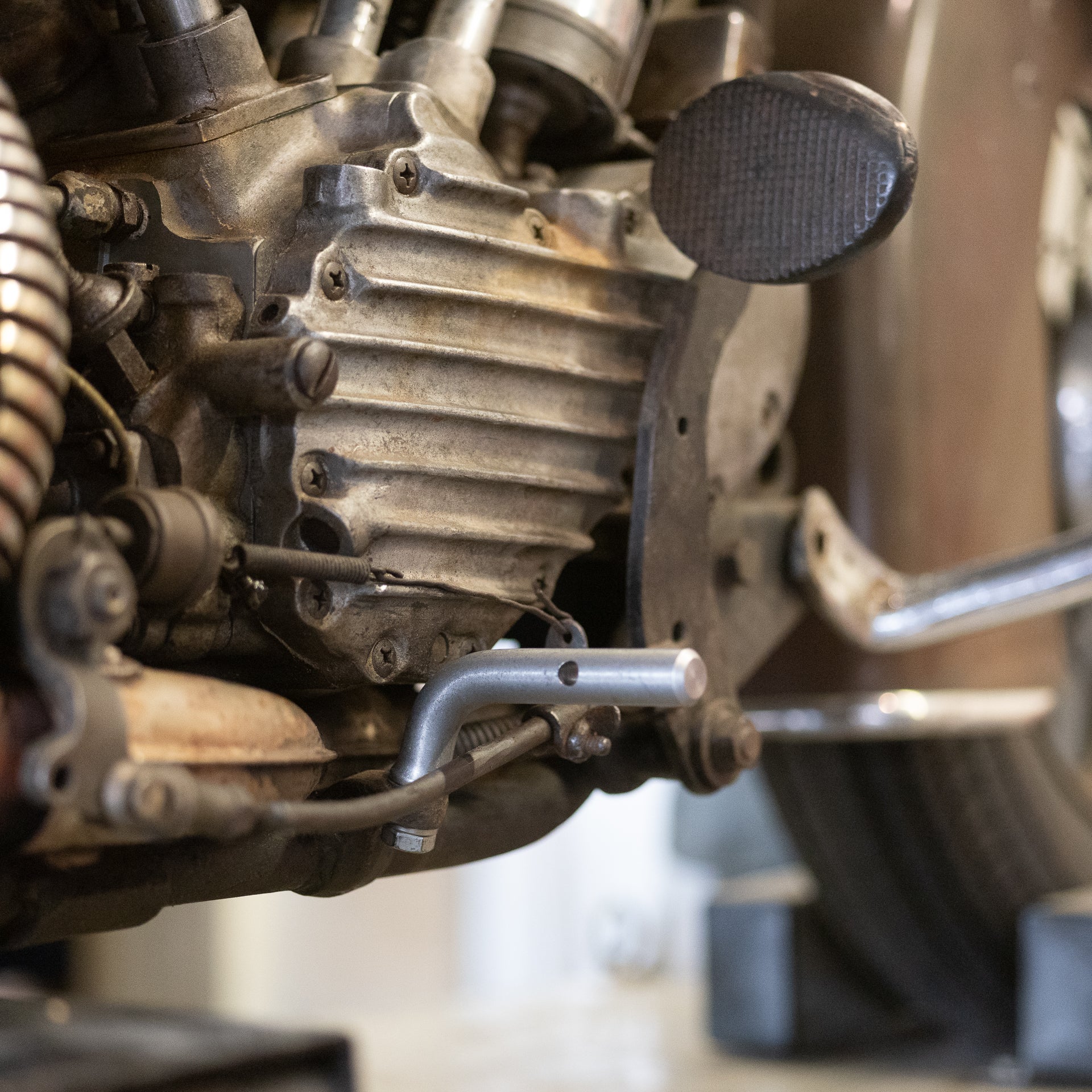 2" Mid-Pegs - Image 13