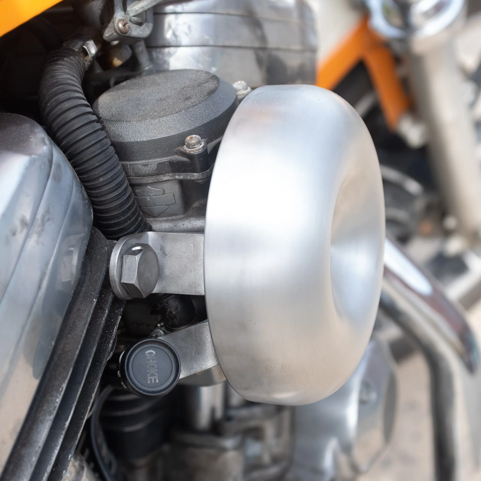 CV Carb Support Bracket With Choke Mount - Image 9